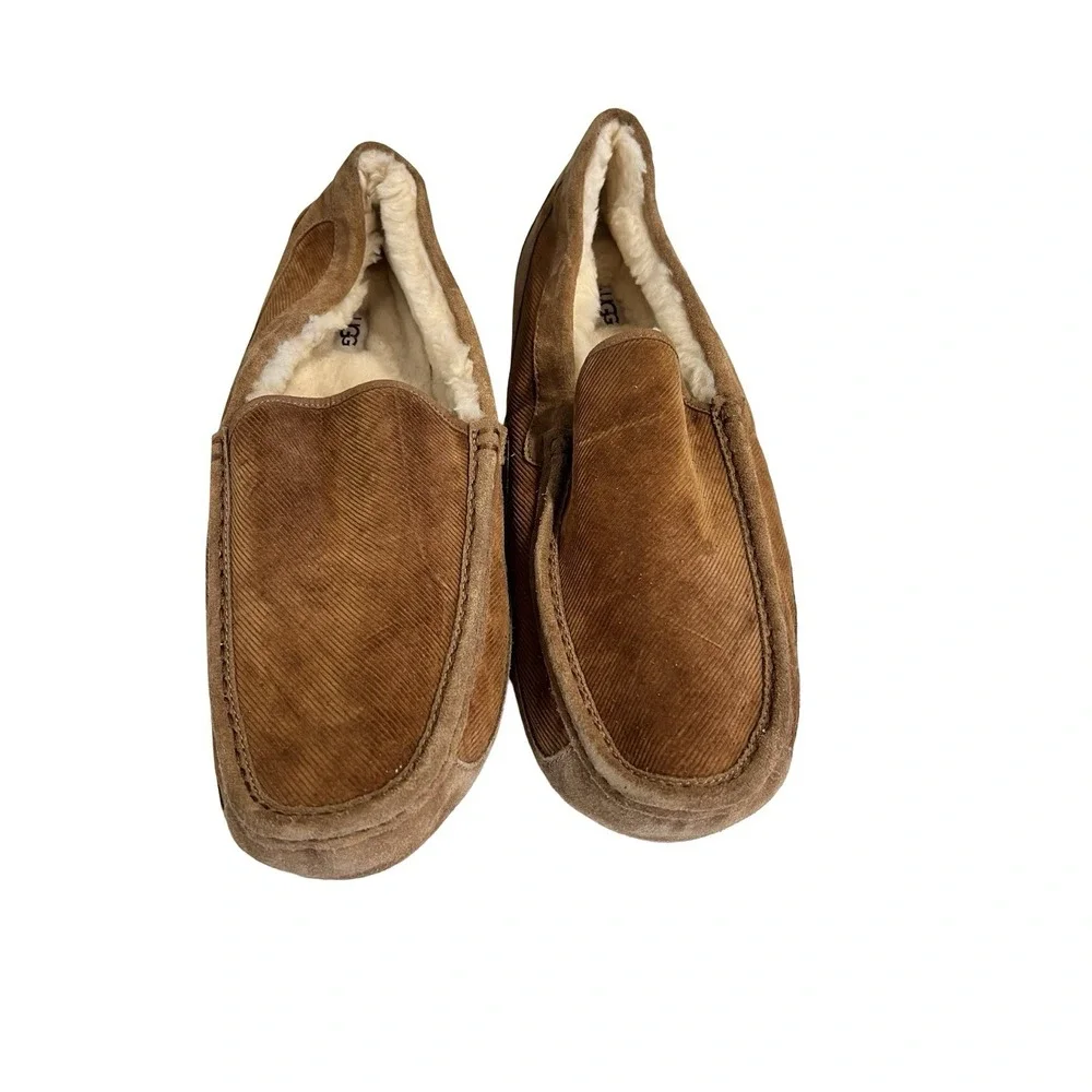 Men's UGG Ascot‎ Corduroy II, Style# 1125932, Size 18, Moccasins Shoes Chestnut